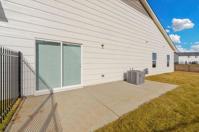 12218 W Rosemary St, Maize, KS 67223