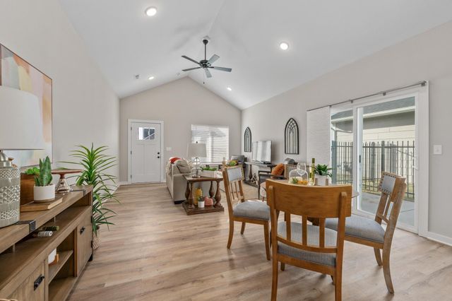 12218 W Rosemary St, Maize, KS 67223