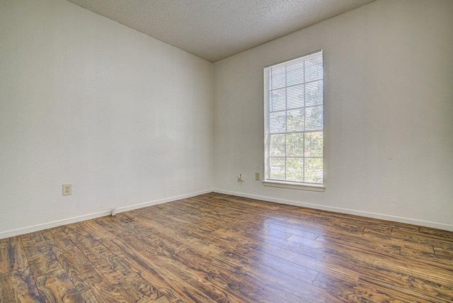 8110 West Gate BLVD B, Austin, TX 78745