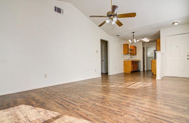 8110 West Gate BLVD B, Austin, TX 78745