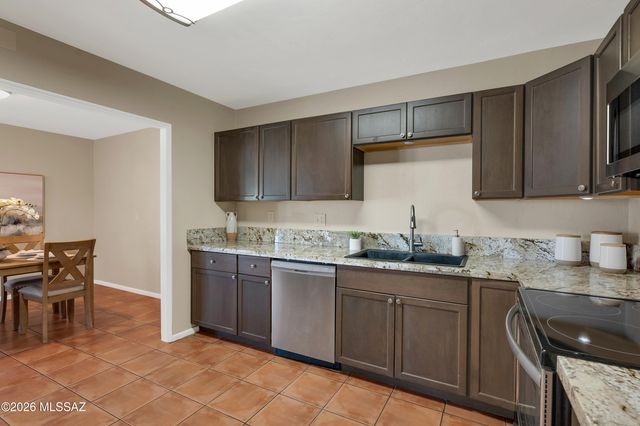 5338 E 2nd Street, Tucson, AZ 85711
