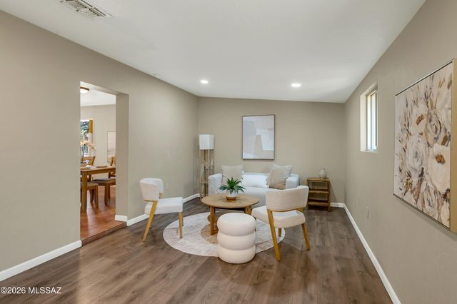 5338 E 2nd Street, Tucson, AZ 85711