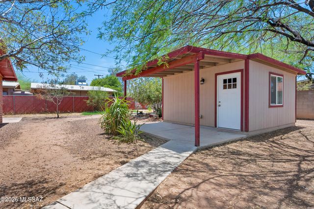 5338 E 2nd Street, Tucson, AZ 85711
