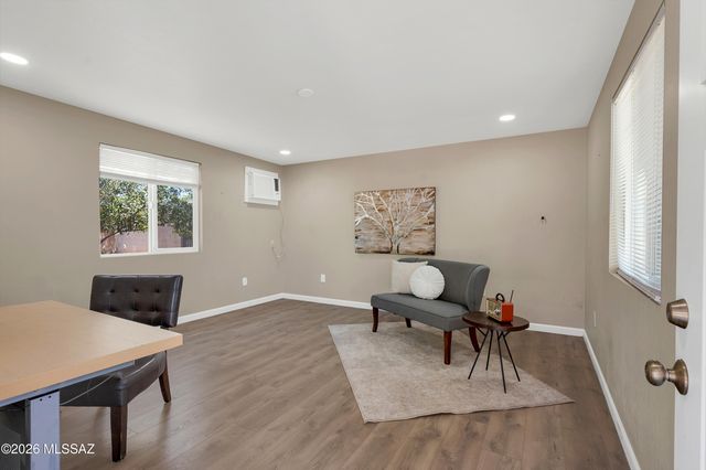 5338 E 2nd Street, Tucson, AZ 85711