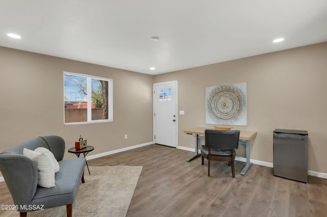 5338 E 2nd Street, Tucson, AZ 85711