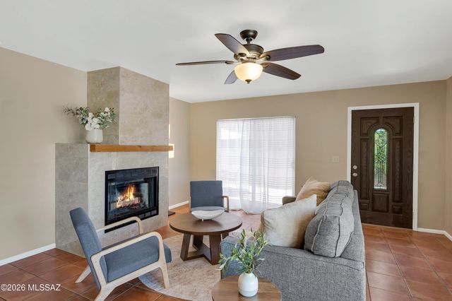 5338 E 2nd Street, Tucson, AZ 85711
