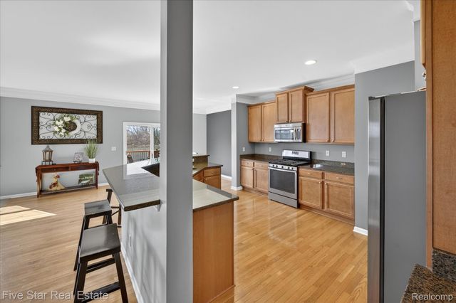 59163 Peters Barn Drive, Lyon Charter Township, MI 48178