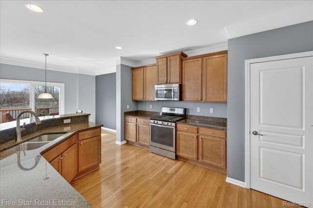 59163 Peters Barn Drive, Lyon Charter Township, MI 48178