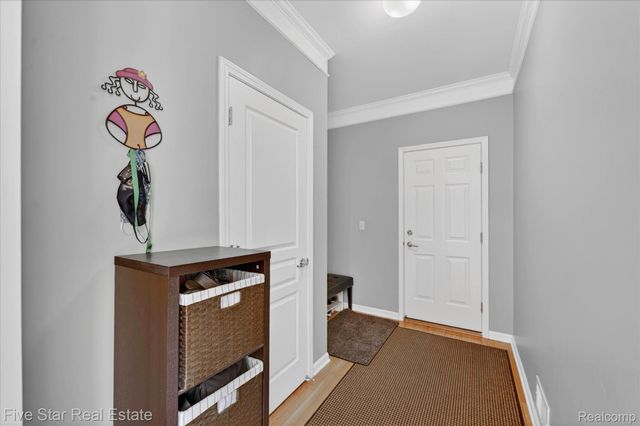 59163 Peters Barn Drive, Lyon Charter Township, MI 48178