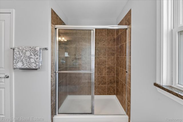 59163 Peters Barn Drive, Lyon Charter Township, MI 48178