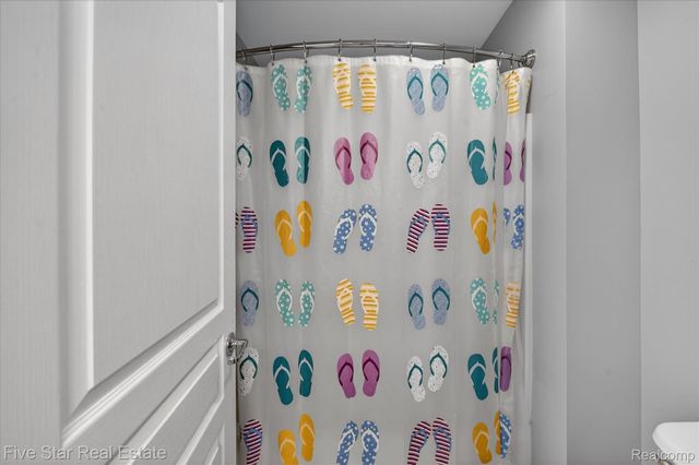 59163 Peters Barn Drive, Lyon Charter Township, MI 48178