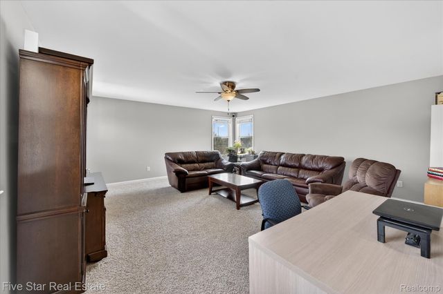 59163 Peters Barn Drive, Lyon Charter Township, MI 48178