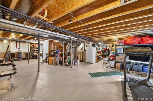 59163 Peters Barn Drive, Lyon Charter Township, MI 48178