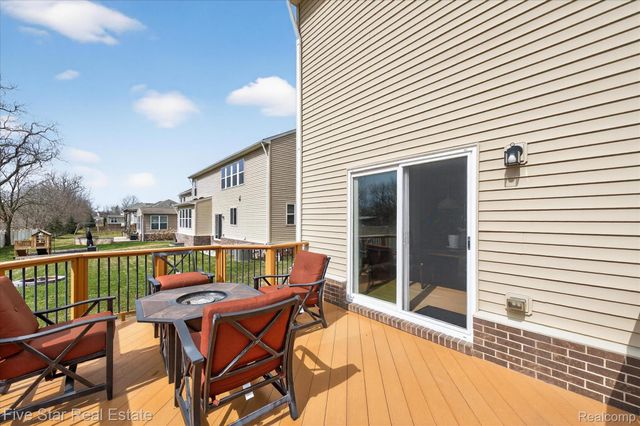 59163 Peters Barn Drive, Lyon Charter Township, MI 48178