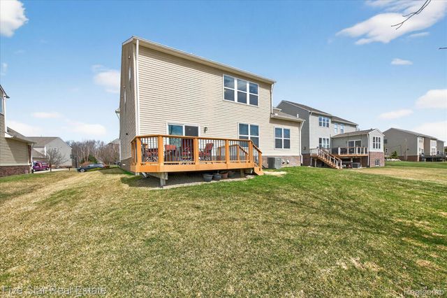 59163 Peters Barn Drive, Lyon Charter Township, MI 48178