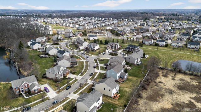 59163 Peters Barn Drive, Lyon Charter Township, MI 48178