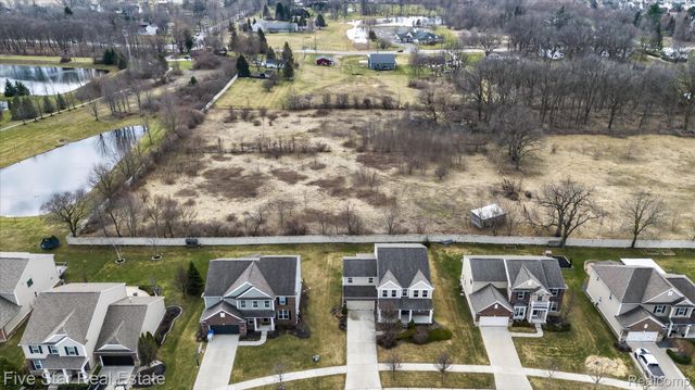 59163 Peters Barn Drive, Lyon Charter Township, MI 48178