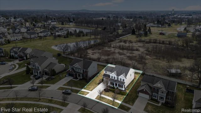 59163 Peters Barn Drive, Lyon Charter Township, MI 48178