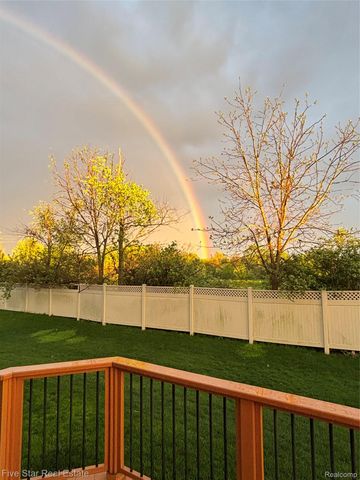 59163 Peters Barn Drive, Lyon Charter Township, MI 48178