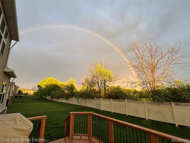 59163 Peters Barn Drive, Lyon Charter Township, MI 48178