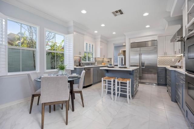 6903 Goldstone, Carlsbad, CA 92009