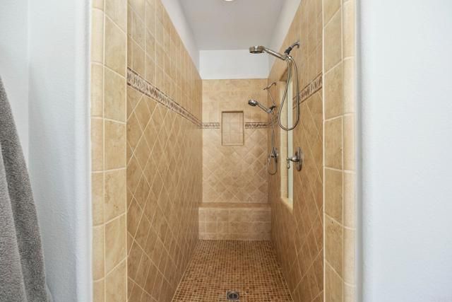 6903 Goldstone, Carlsbad, CA 92009