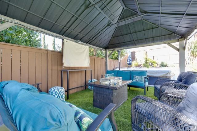 6903 Goldstone, Carlsbad, CA 92009