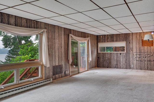 W3233 State Road 16, West Salem, WI 54669