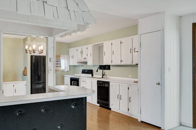 W3233 State Road 16, West Salem, WI 54669