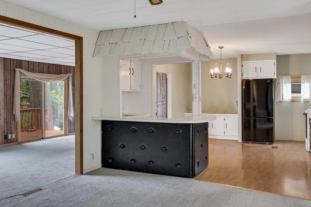 W3233 State Road 16, West Salem, WI 54669