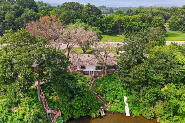 W3233 State Road 16, West Salem, WI 54669