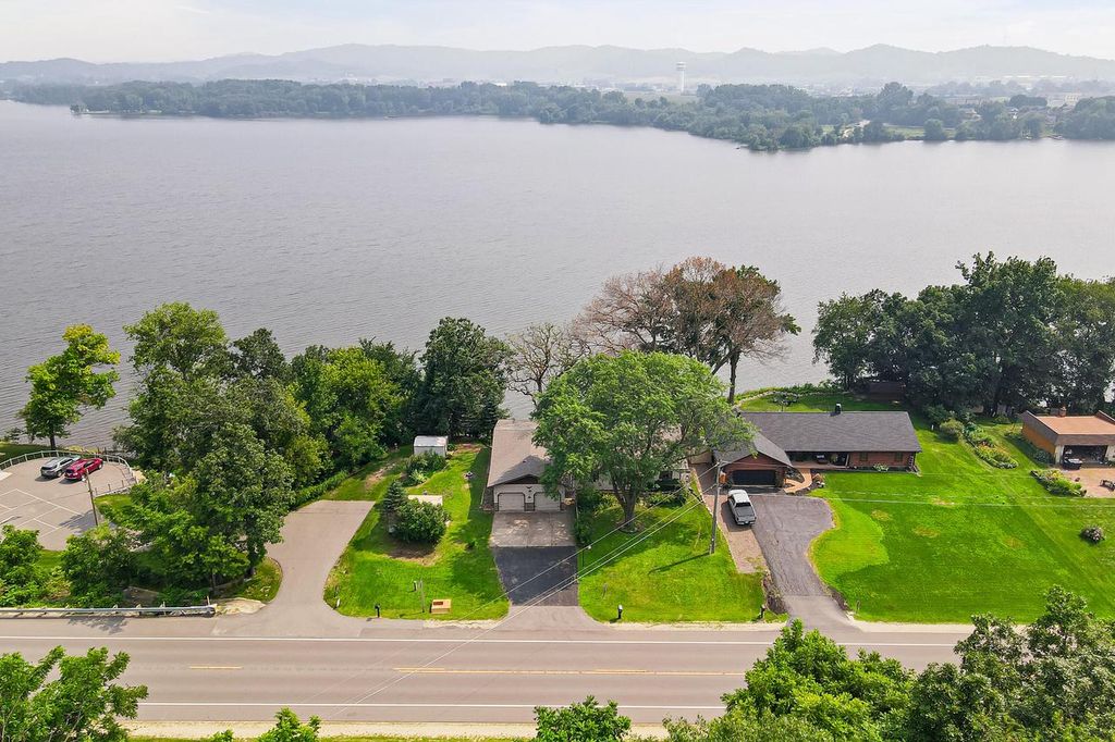 W3233 State Road 16, West Salem, WI 54669