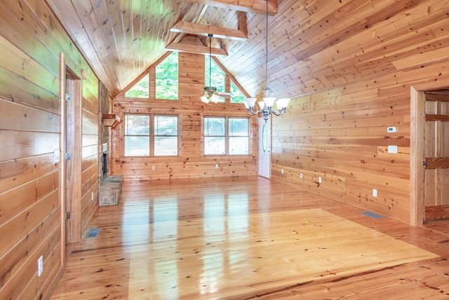 156 Modal Lane, Ellijay, GA 30540