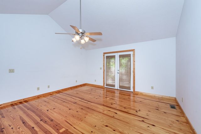 156 Modal Lane, Ellijay, GA 30540