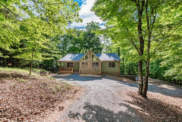 156 Modal Lane, Ellijay, GA 30540