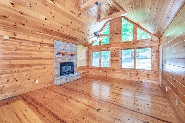156 Modal Lane, Ellijay, GA 30540
