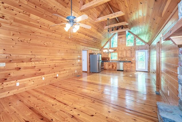 156 Modal Lane, Ellijay, GA 30540