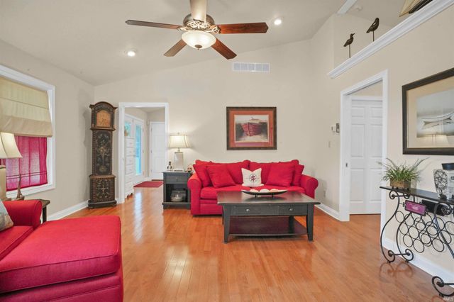 7018 Swallow Road, Cannelton, IN 47520