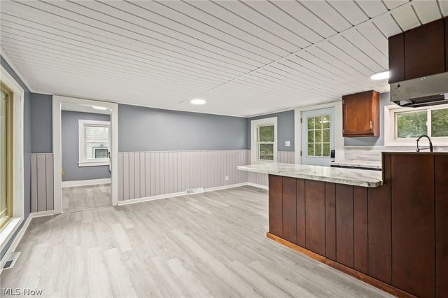 38867 Butternut Ridge Road, Elyria, OH 44035
