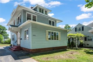 2936 Lake Avenue, Rochester, NY 14612