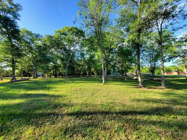 2725 49th Street, Dickinson, TX 77539