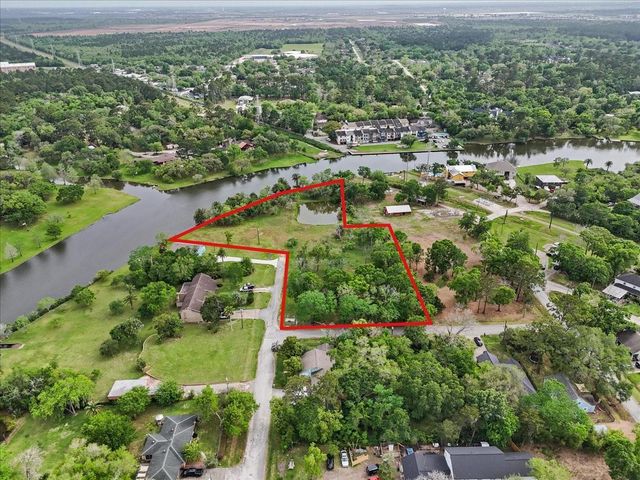 2725 49th Street, Dickinson, TX 77539