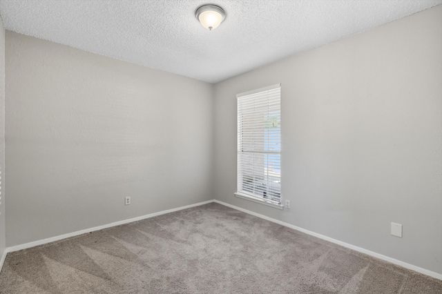 6540 Meadowlark Lane E, Watauga, TX 76148