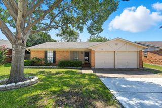 6540 Meadowlark Lane E, Watauga, TX 76148