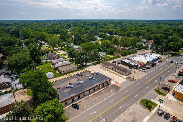 26095 W 6 MILE Road 1-6, Redford, MI 48240