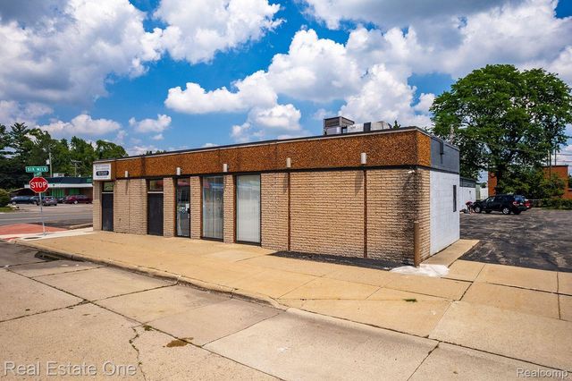 26095 W 6 MILE Road 1-6, Redford, MI 48240