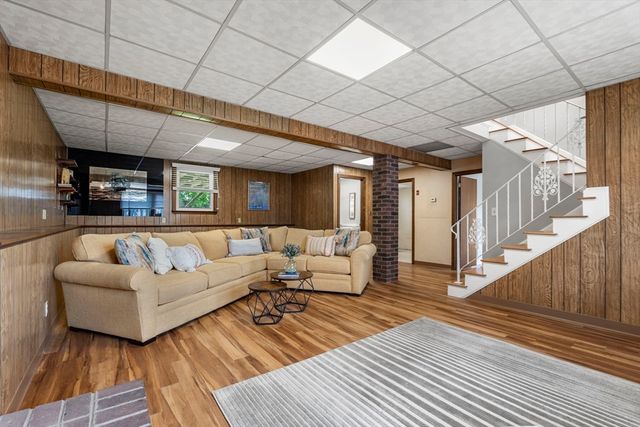 65 Wyman Street, Woburn, MA 01801