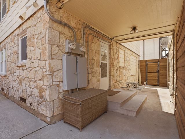1112 Kings Highway, Dallas, TX 75208