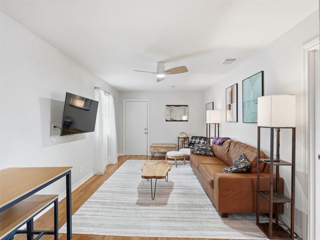 1112 Kings Highway, Dallas, TX 75208