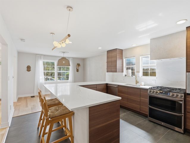 1112 Kings Highway, Dallas, TX 75208